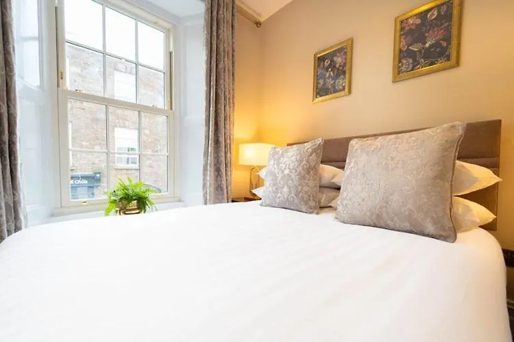 Adams Townhouse-1